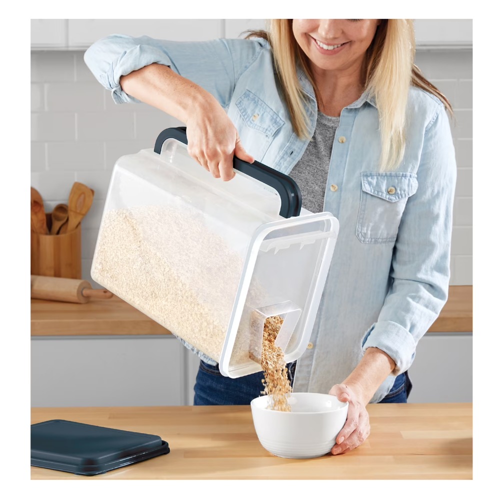 Food Storage Pantry - Large Capacity Plastic Food Storage Container